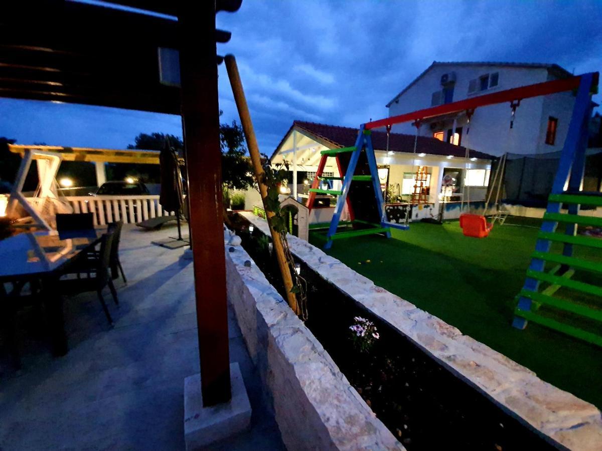 Guesthouse Milijana Orebić Eksteriør bilde